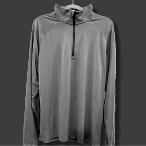EUC - Under Armour Heat Gear Grey Striped 1/4 Zip